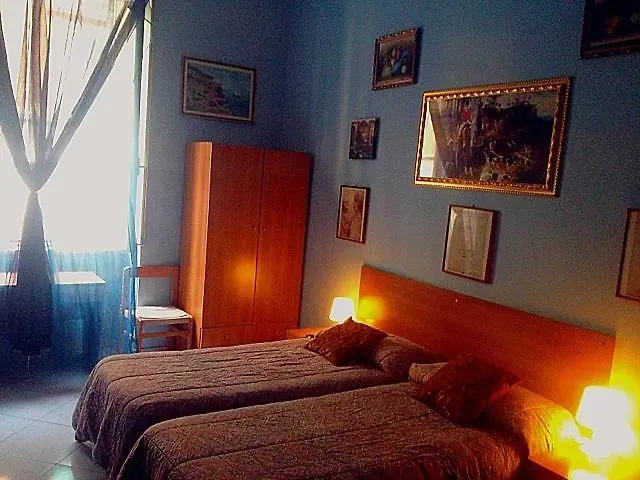 Oda ve Kahvaltı Cappellini 2*